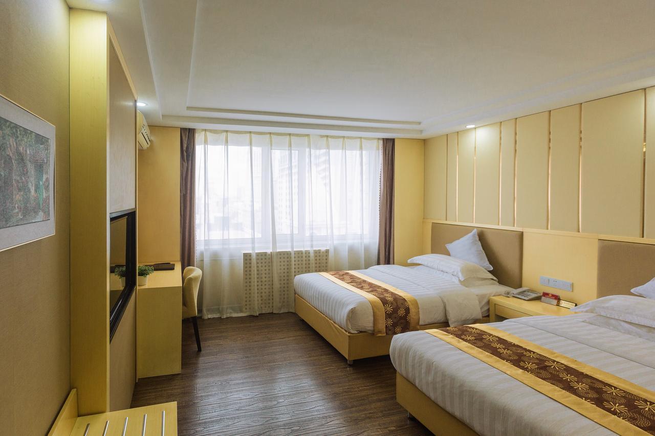 Beiguo Zhichun Business Hotel 만저우리 외부 사진